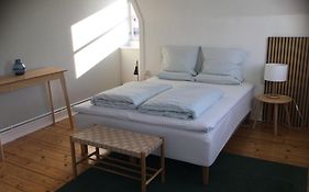 Two Quiet Apartments